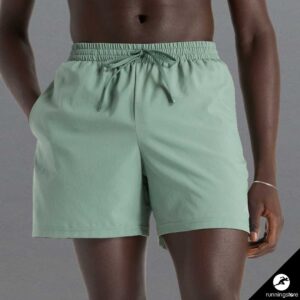 Essentials Short 5"